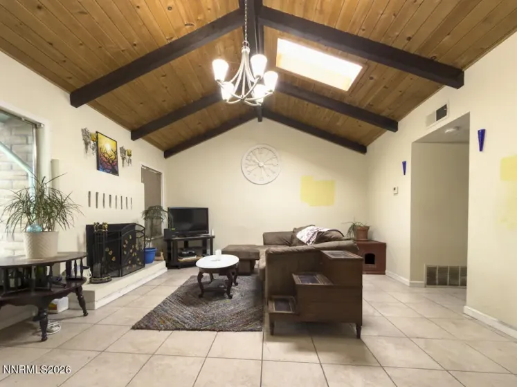 6 Castle, Carson City, Nevada 89706, 3 Bedrooms Bedrooms, ,2 BathroomsBathrooms,Residential,Residential,Castle,260002233