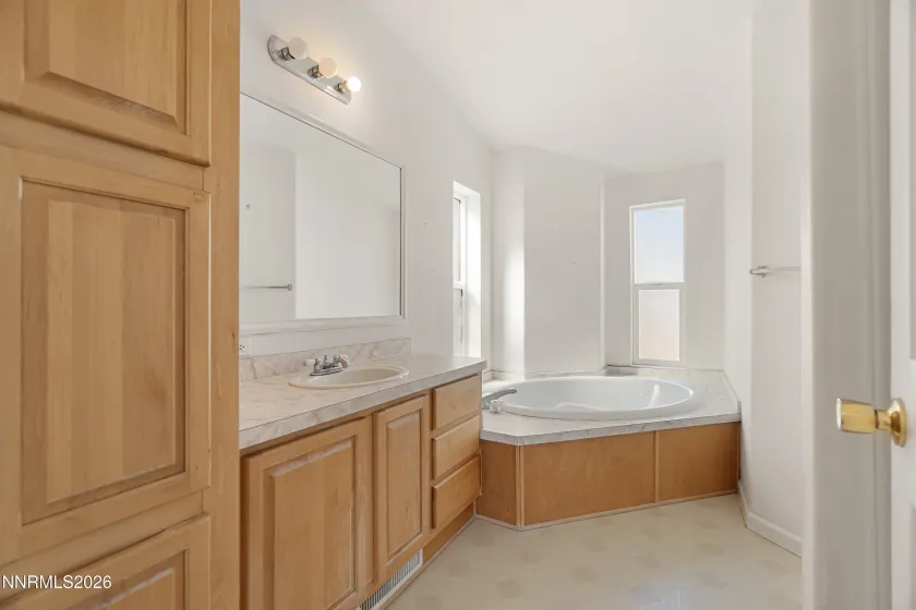 6 Pauma, Yerington, Nevada 89447, 3 Bedrooms Bedrooms, ,2 BathroomsBathrooms,Residential,Residential,Pauma,260002253