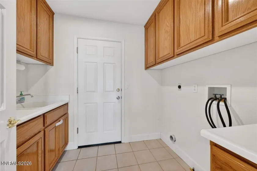 2214 St George, Carson City, Nevada 89703, 4 Bedrooms Bedrooms, ,3 BathroomsBathrooms,Residential,Residential,St George,260002256