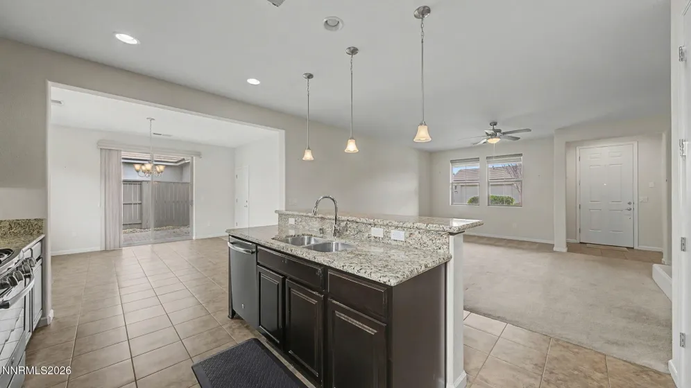 464 Merganser, Sparks, Nevada 89436, 3 Bedrooms Bedrooms, ,2 BathroomsBathrooms,Residential,Residential,Merganser,260002277