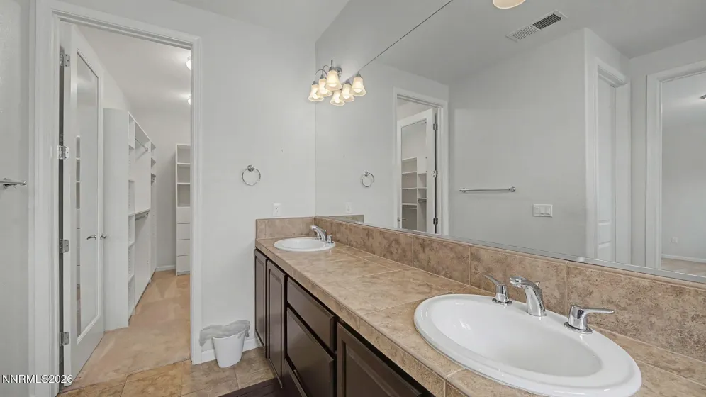 464 Merganser, Sparks, Nevada 89436, 3 Bedrooms Bedrooms, ,2 BathroomsBathrooms,Residential,Residential,Merganser,260002277