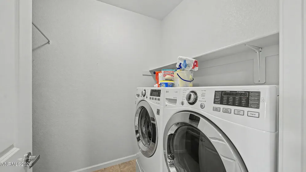 464 Merganser, Sparks, Nevada 89436, 3 Bedrooms Bedrooms, ,2 BathroomsBathrooms,Residential,Residential,Merganser,260002277