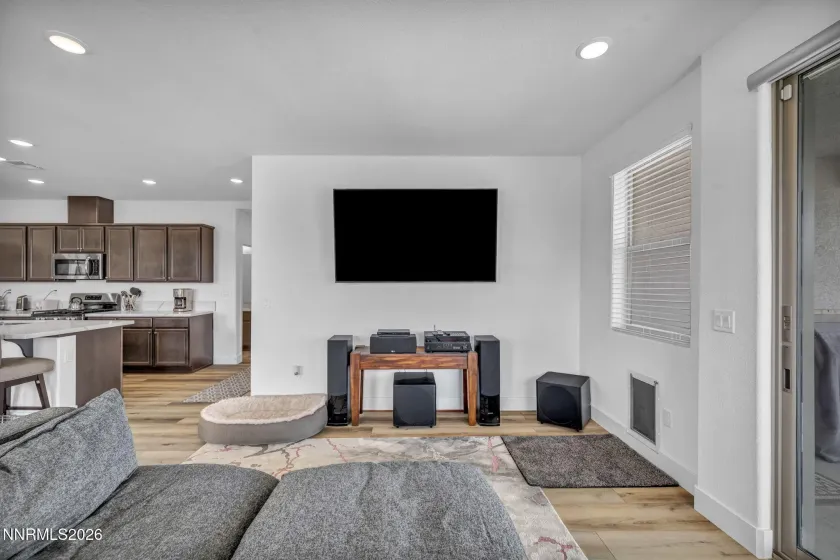 8600 Crandell, Reno, Nevada 89506, 3 Bedrooms Bedrooms, ,2 BathroomsBathrooms,Residential,Residential,Crandell,260002260