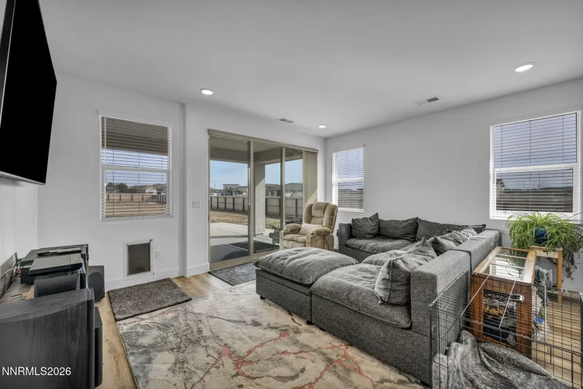 8600 Crandell, Reno, Nevada 89506, 3 Bedrooms Bedrooms, ,2 BathroomsBathrooms,Residential,Residential,Crandell,260002260