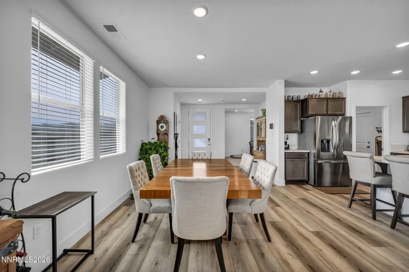 8600 Crandell, Reno, Nevada 89506, 3 Bedrooms Bedrooms, ,2 BathroomsBathrooms,Residential,Residential,Crandell,260002260