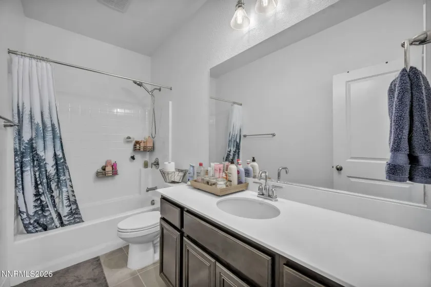 8600 Crandell, Reno, Nevada 89506, 3 Bedrooms Bedrooms, ,2 BathroomsBathrooms,Residential,Residential,Crandell,260002260