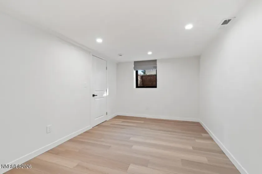 1295 Mark Twain, Reno, Nevada 89509, 4 Bedrooms Bedrooms, ,4 BathroomsBathrooms,Residential,Residential,Mark Twain,260002263