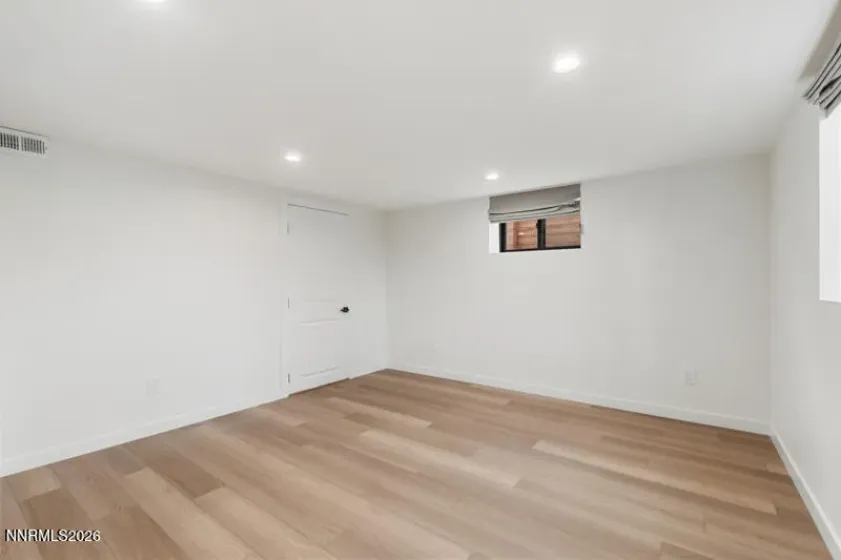 1295 Mark Twain, Reno, Nevada 89509, 4 Bedrooms Bedrooms, ,4 BathroomsBathrooms,Residential,Residential,Mark Twain,260002263