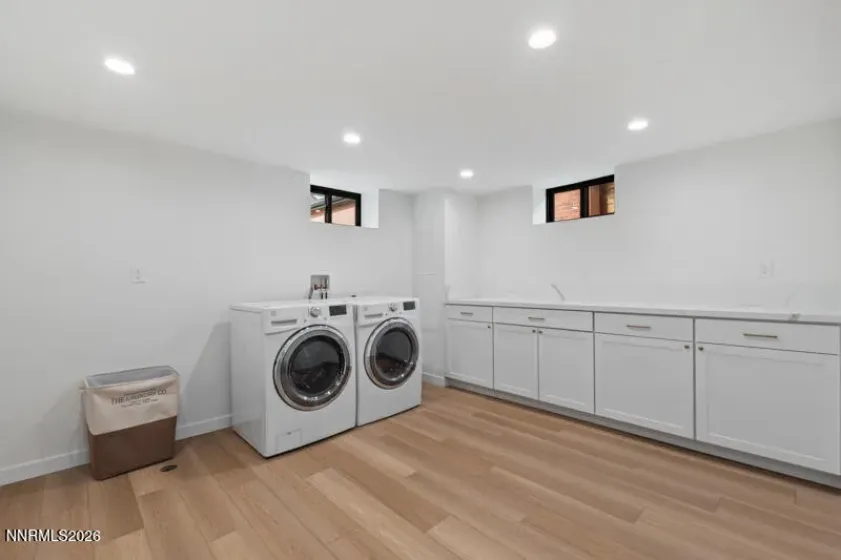 1295 Mark Twain, Reno, Nevada 89509, 4 Bedrooms Bedrooms, ,4 BathroomsBathrooms,Residential,Residential,Mark Twain,260002263