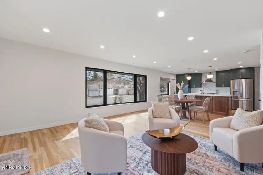 1295 Mark Twain, Reno, Nevada 89509, 4 Bedrooms Bedrooms, ,4 BathroomsBathrooms,Residential,Residential,Mark Twain,260002263