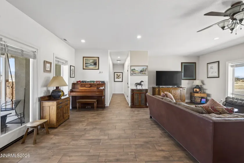 1720 Benton, Minden, Nevada 89423, 3 Bedrooms Bedrooms, ,3 BathroomsBathrooms,Residential,Residential,Benton,260002265