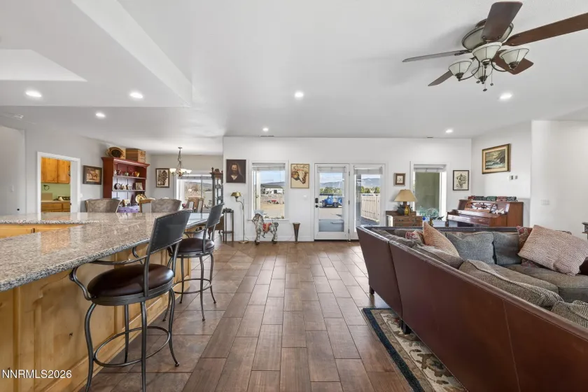 1720 Benton, Minden, Nevada 89423, 3 Bedrooms Bedrooms, ,3 BathroomsBathrooms,Residential,Residential,Benton,260002265