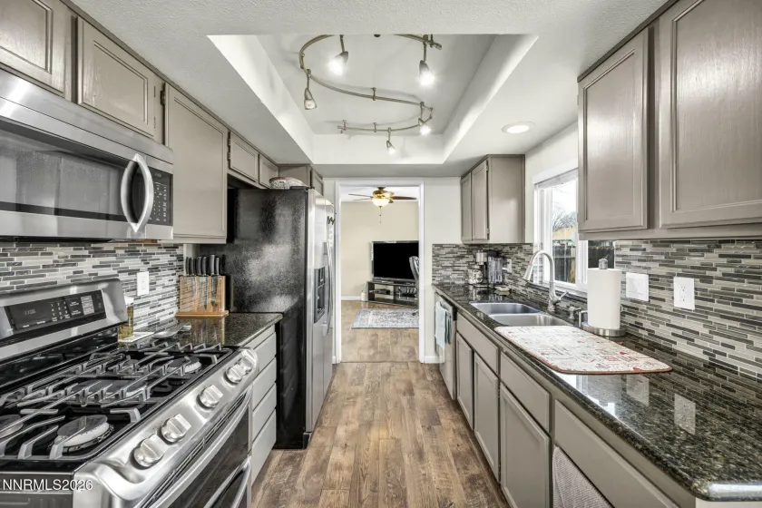 2140 Burnside, Sparks, Nevada 89434, 3 Bedrooms Bedrooms, ,3 BathroomsBathrooms,Residential,Residential,Burnside,260002275