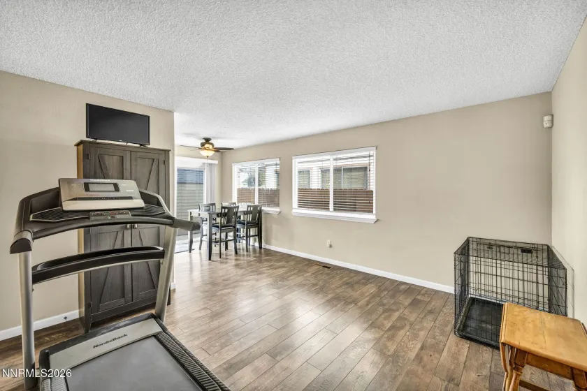 2140 Burnside, Sparks, Nevada 89434, 3 Bedrooms Bedrooms, ,3 BathroomsBathrooms,Residential,Residential,Burnside,260002275