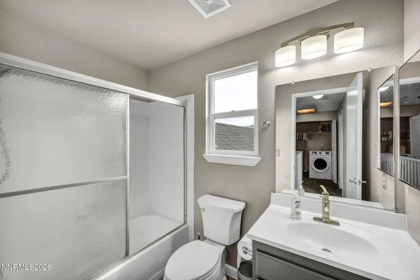 2140 Burnside, Sparks, Nevada 89434, 3 Bedrooms Bedrooms, ,3 BathroomsBathrooms,Residential,Residential,Burnside,260002275