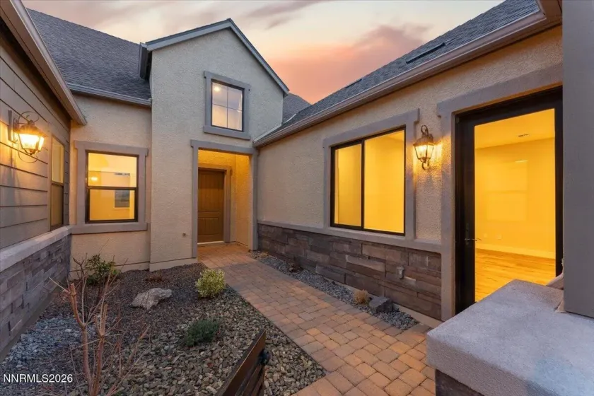 2982 Saddle Peak, Reno, Nevada 89521, 3 Bedrooms Bedrooms, ,4 BathroomsBathrooms,Residential,Residential,Saddle Peak,260002274