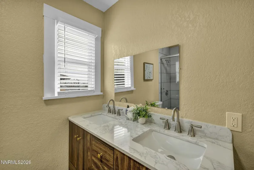 35 8th, Reno, Nevada 89503, 3 Bedrooms Bedrooms, ,3 BathroomsBathrooms,Residential Lease,Manufactured,8th,260002284