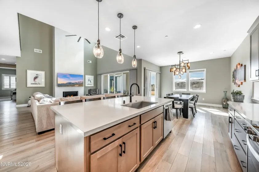 2164 Kinglet, Spanish Springs, Nevada 89441, 4 Bedrooms Bedrooms, ,4 BathroomsBathrooms,Residential,Residential,Kinglet,260002289