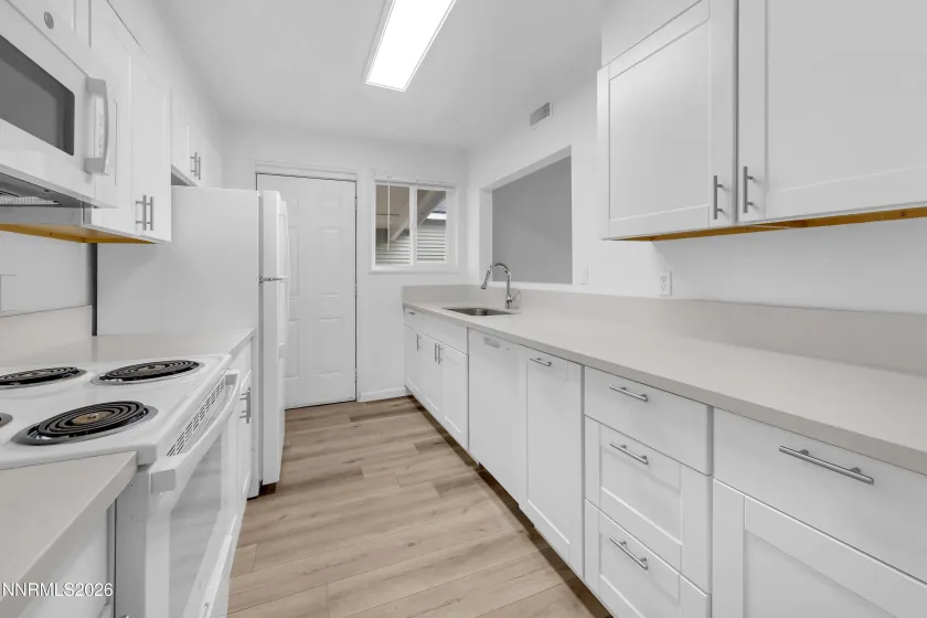 5381 Teton, Reno, Nevada 89506, 3 Bedrooms Bedrooms, ,1 BathroomBathrooms,Residential,Residential,Teton,260002295