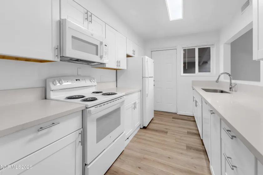 5381 Teton, Reno, Nevada 89506, 3 Bedrooms Bedrooms, ,1 BathroomBathrooms,Residential,Residential,Teton,260002295