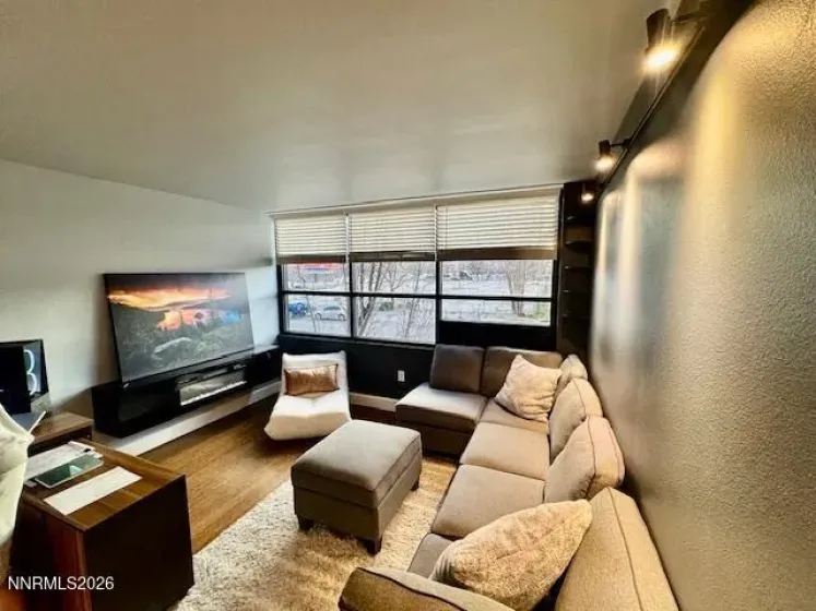 450 Arlington, Reno, Nevada 89503, 1 Bedroom Bedrooms, ,1 BathroomBathrooms,Residential,Residential,Arlington,260002296