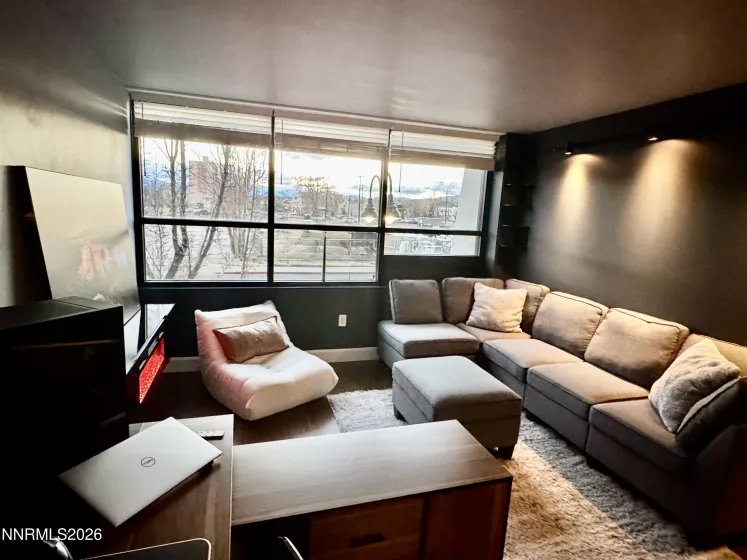 450 Arlington, Reno, Nevada 89503, 1 Bedroom Bedrooms, ,1 BathroomBathrooms,Residential,Residential,Arlington,260002296