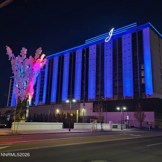 450 Arlington, Reno, Nevada 89503, 1 Bedroom Bedrooms, ,1 BathroomBathrooms,Residential,Residential,Arlington,260002296