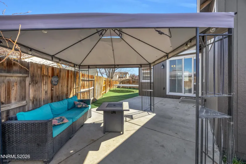 1982 Rawles, Fernley, Nevada 89408, 4 Bedrooms Bedrooms, ,2 BathroomsBathrooms,Residential,Residential,Rawles,260002297