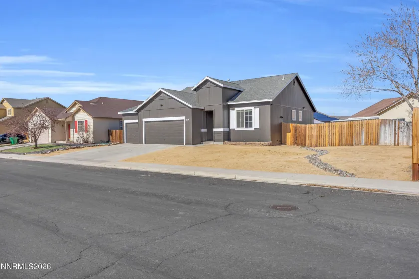 1982 Rawles, Fernley, Nevada 89408, 4 Bedrooms Bedrooms, ,2 BathroomsBathrooms,Residential,Residential,Rawles,260002297