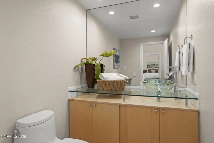 2630 Rockview, Reno, Nevada 89519, 3 Bedrooms Bedrooms, ,3 BathroomsBathrooms,Residential,Residential,Rockview,260002301