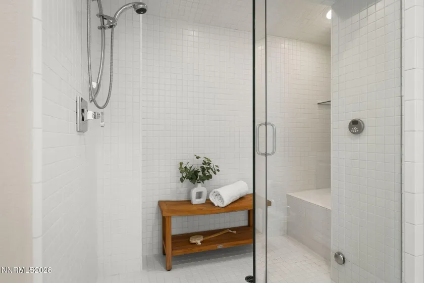 2630 Rockview, Reno, Nevada 89519, 3 Bedrooms Bedrooms, ,3 BathroomsBathrooms,Residential,Residential,Rockview,260002301