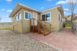 384 Loster, Sun Valley, Nevada 89433, 3 Bedrooms Bedrooms, ,2 BathroomsBathrooms,Residential,Residential,Loster,260002302