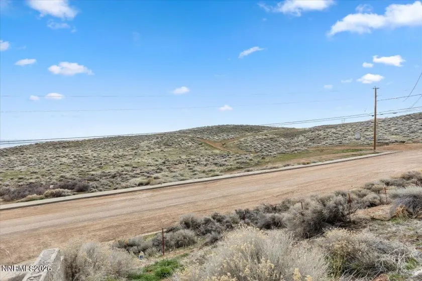 384 Loster, Sun Valley, Nevada 89433, 3 Bedrooms Bedrooms, ,2 BathroomsBathrooms,Residential,Residential,Loster,260002302