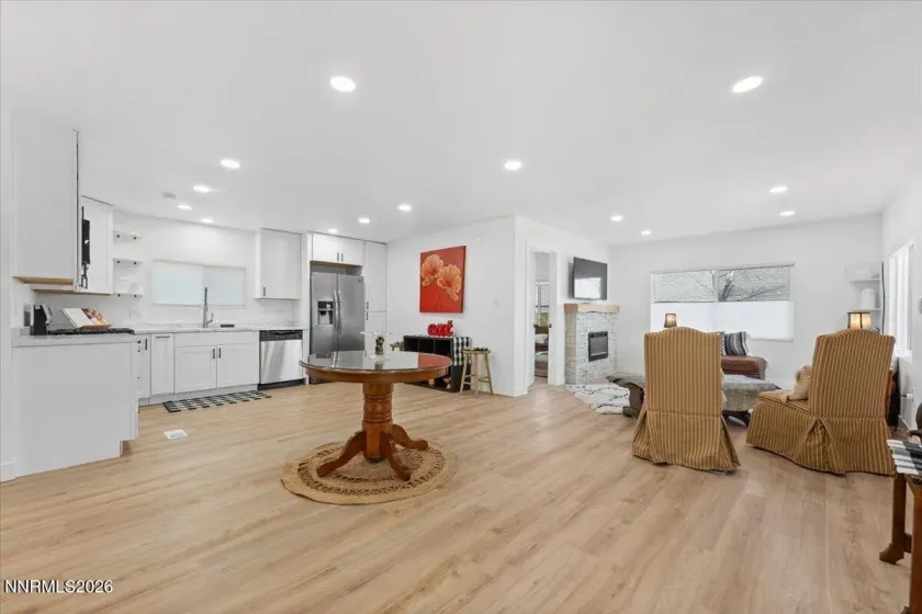 384 Loster, Sun Valley, Nevada 89433, 3 Bedrooms Bedrooms, ,2 BathroomsBathrooms,Residential,Residential,Loster,260002302