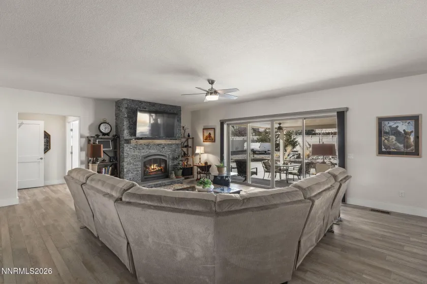 404 Chianti, Dayton, Nevada 89403, 3 Bedrooms Bedrooms, ,2 BathroomsBathrooms,Residential,Residential,Chianti,260002303