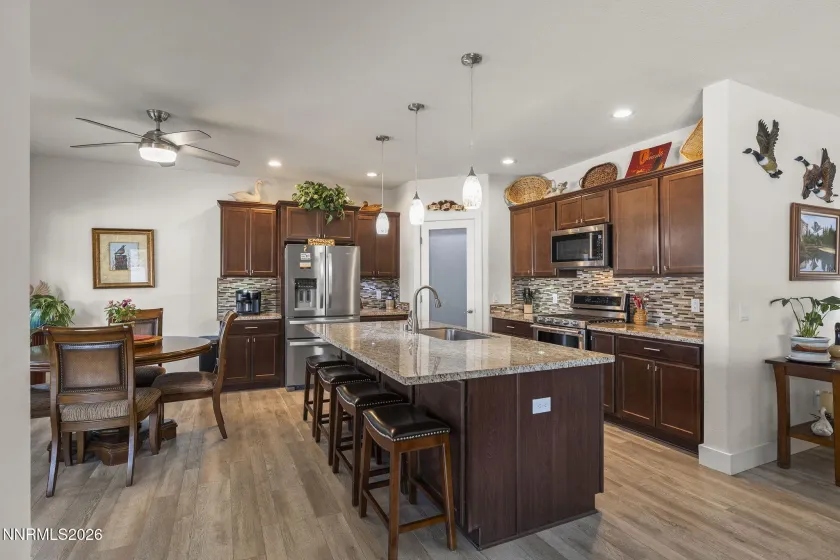 404 Chianti, Dayton, Nevada 89403, 3 Bedrooms Bedrooms, ,2 BathroomsBathrooms,Residential,Residential,Chianti,260002303