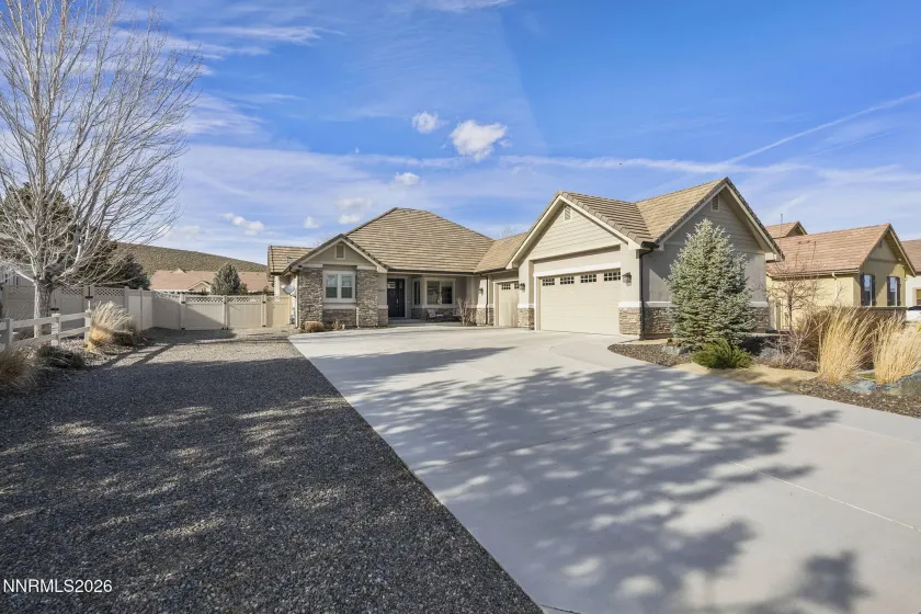 404 Chianti, Dayton, Nevada 89403, 3 Bedrooms Bedrooms, ,2 BathroomsBathrooms,Residential,Residential,Chianti,260002303