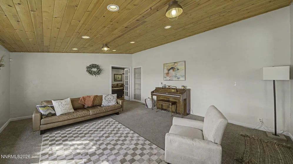 10585 Silver Knolls, Reno, Nevada 89508, 3 Bedrooms Bedrooms, ,2 BathroomsBathrooms,Residential,Residential,Silver Knolls,260002304