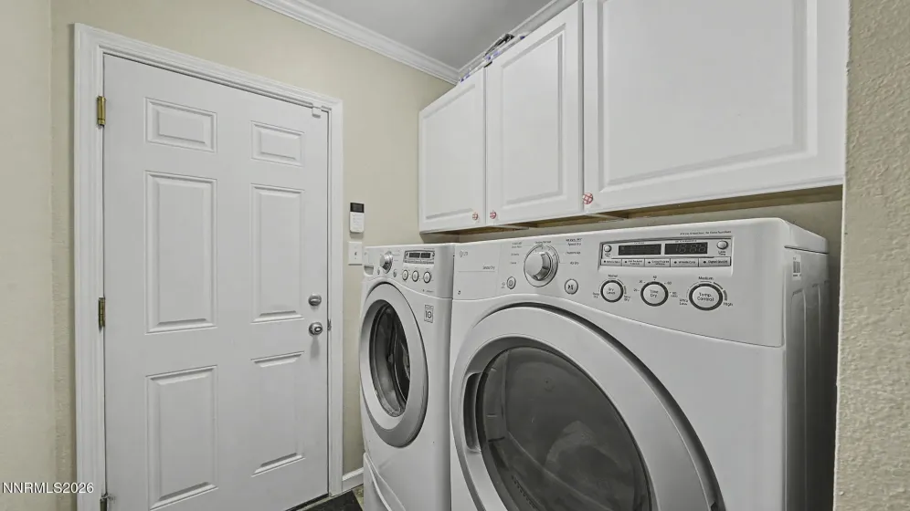 10585 Silver Knolls, Reno, Nevada 89508, 3 Bedrooms Bedrooms, ,2 BathroomsBathrooms,Residential,Residential,Silver Knolls,260002304