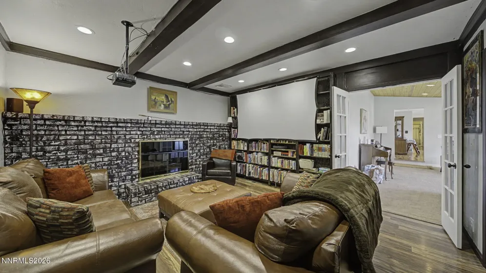 10585 Silver Knolls, Reno, Nevada 89508, 3 Bedrooms Bedrooms, ,2 BathroomsBathrooms,Residential,Residential,Silver Knolls,260002304