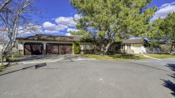 10585 Silver Knolls, Reno, Nevada 89508, 3 Bedrooms Bedrooms, ,2 BathroomsBathrooms,Residential,Residential,Silver Knolls,260002304