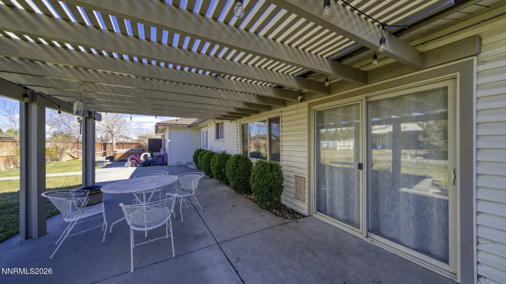 10585 Silver Knolls, Reno, Nevada 89508, 3 Bedrooms Bedrooms, ,2 BathroomsBathrooms,Residential,Residential,Silver Knolls,260002304