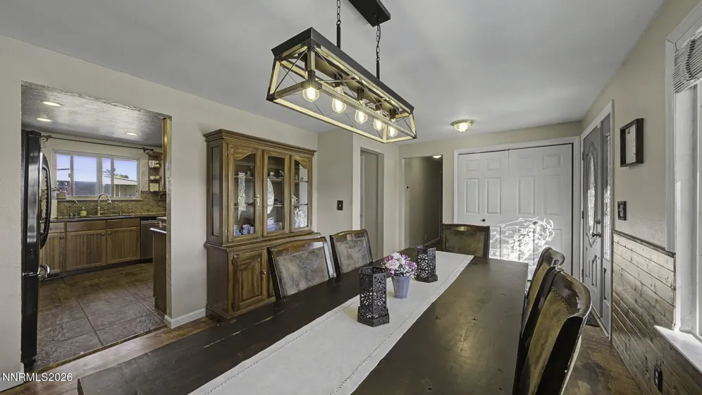 10585 Silver Knolls, Reno, Nevada 89508, 3 Bedrooms Bedrooms, ,2 BathroomsBathrooms,Residential,Residential,Silver Knolls,260002304