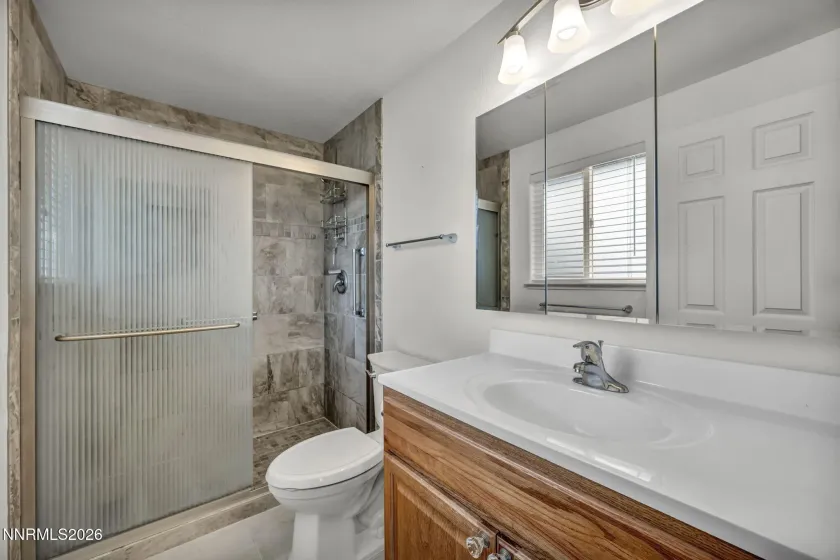 2945 Santa Ana, Reno, Nevada 89502, 3 Bedrooms Bedrooms, ,2 BathroomsBathrooms,Residential,Residential,Santa Ana,260002310