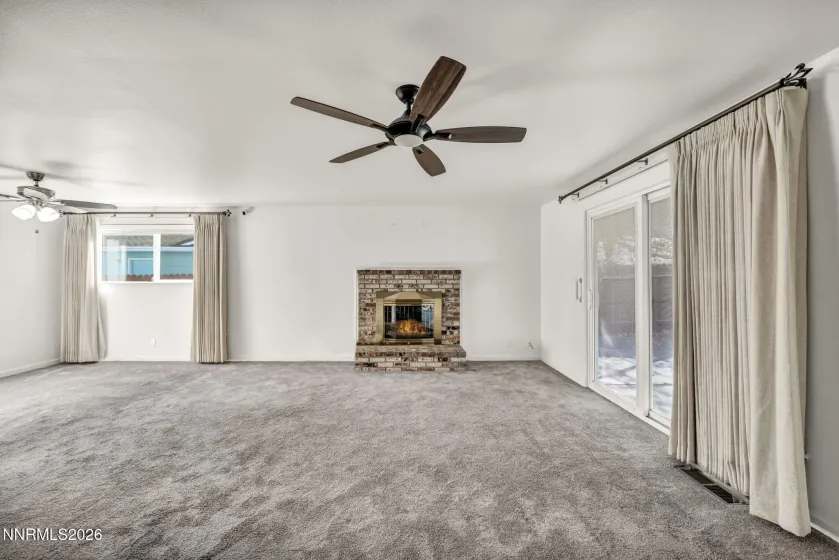 2945 Santa Ana, Reno, Nevada 89502, 3 Bedrooms Bedrooms, ,2 BathroomsBathrooms,Residential,Residential,Santa Ana,260002310