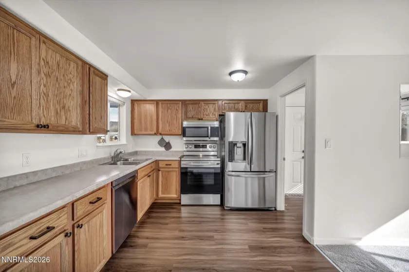 2945 Santa Ana, Reno, Nevada 89502, 3 Bedrooms Bedrooms, ,2 BathroomsBathrooms,Residential,Residential,Santa Ana,260002310