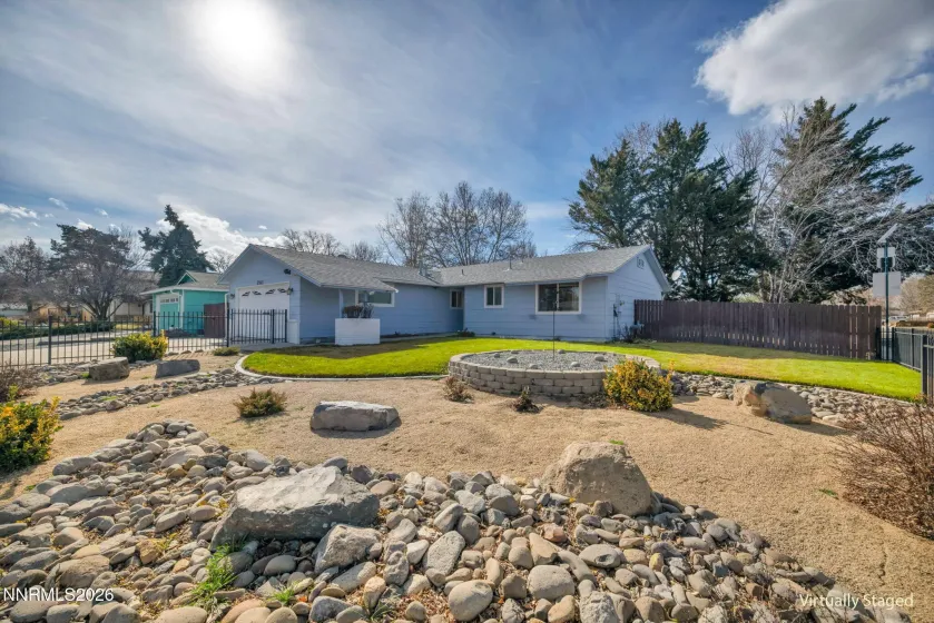 2945 Santa Ana, Reno, Nevada 89502, 3 Bedrooms Bedrooms, ,2 BathroomsBathrooms,Residential,Residential,Santa Ana,260002310