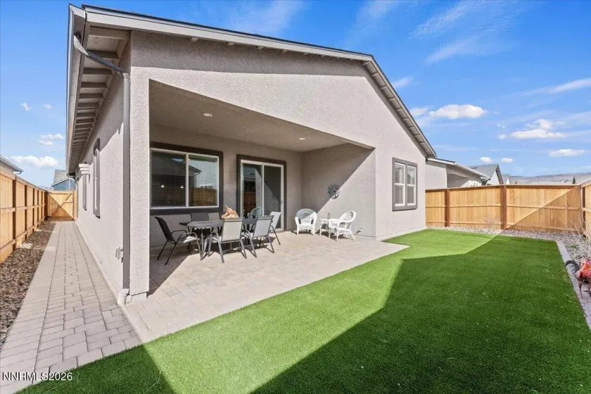 2305 Jagged Peak, Sparks, Nevada 89436, 2 Bedrooms Bedrooms, ,2 BathroomsBathrooms,Residential,Residential,Jagged Peak,260002311