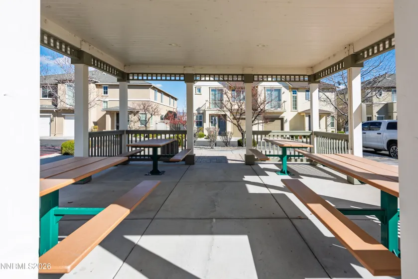 Common area for entertaining