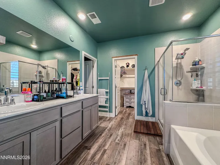 2352 Millville, Sparks, Nevada 89441, 4 Bedrooms Bedrooms, ,3 BathroomsBathrooms,Residential,Residential,Millville,260002314